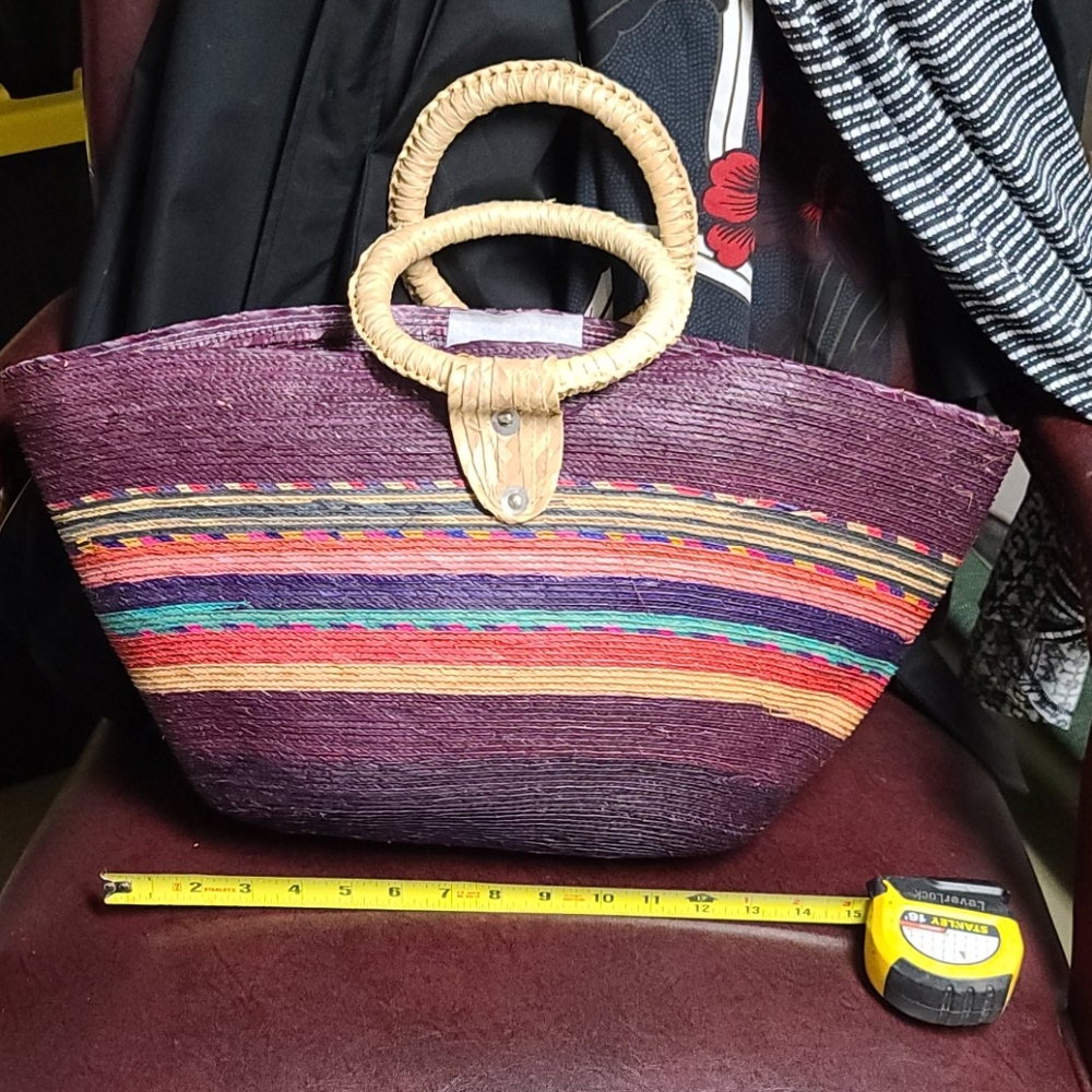 Straw Tote - Picture 2 of 4